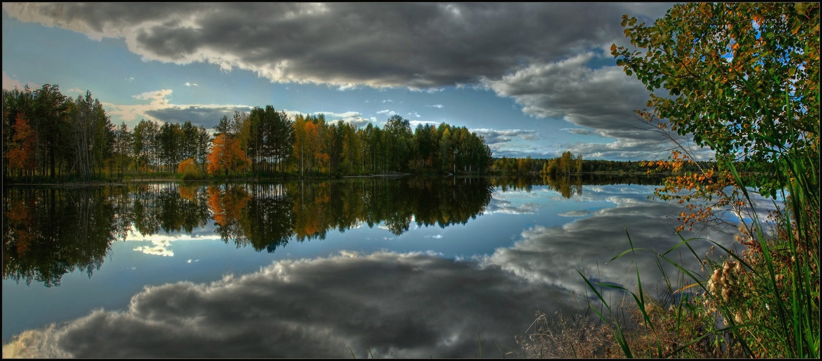 В отражении...
