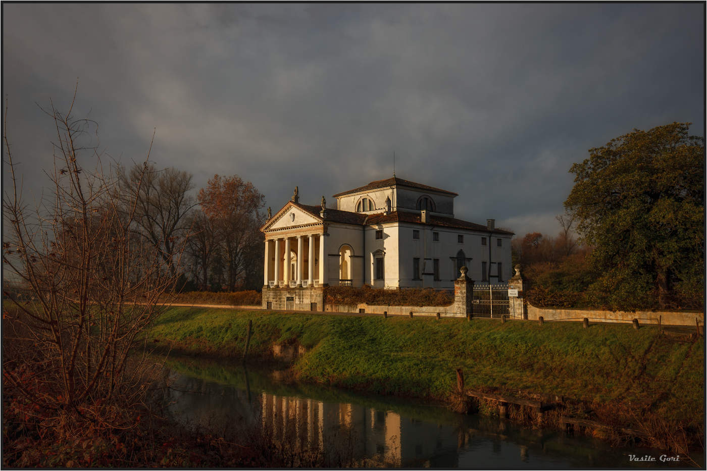 Вилла Молин.