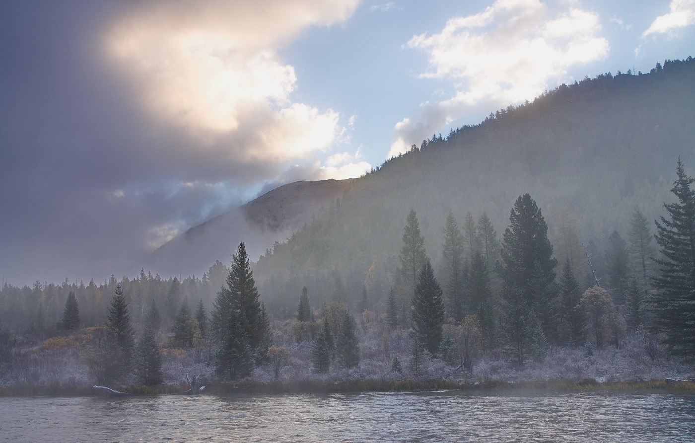 *НА ВОСХОДЕ**