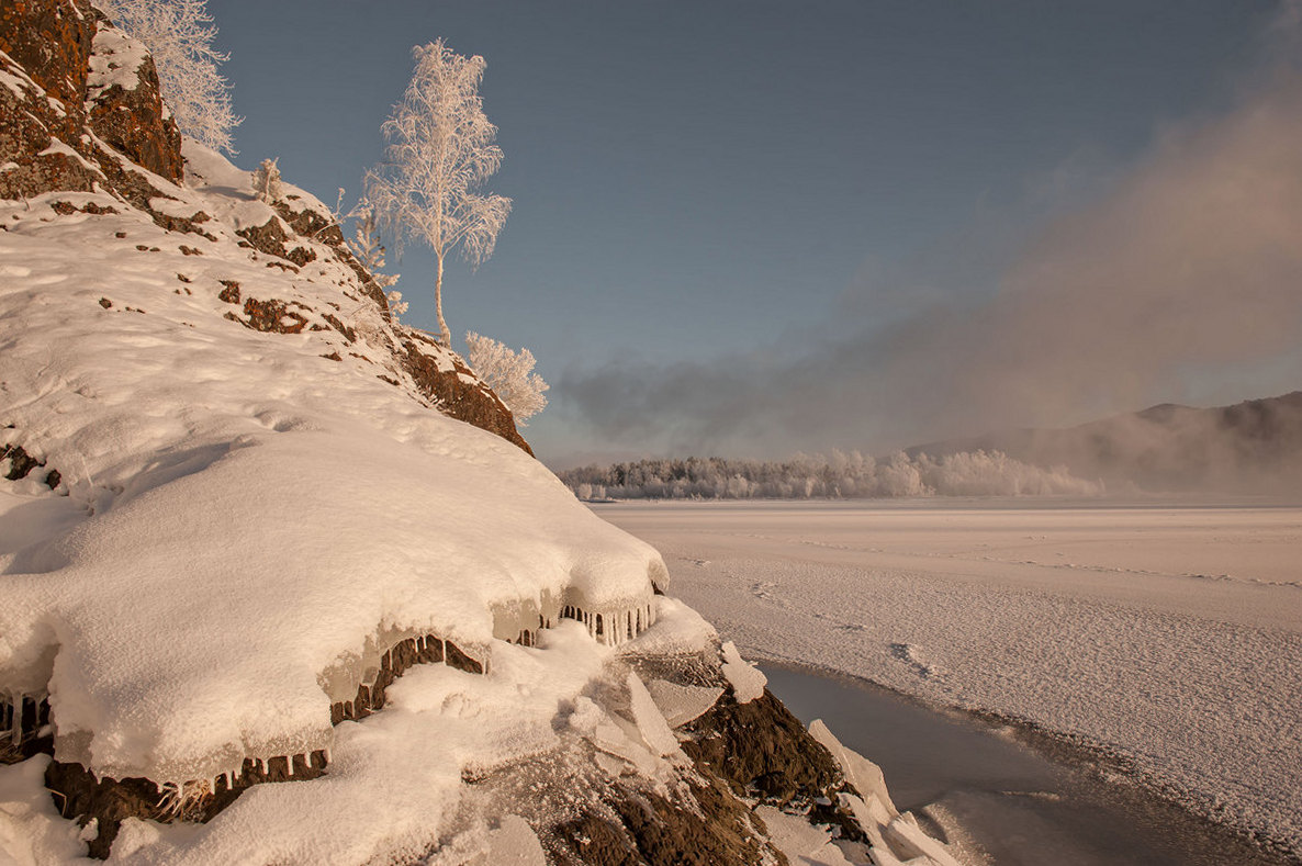 На берегу залива...