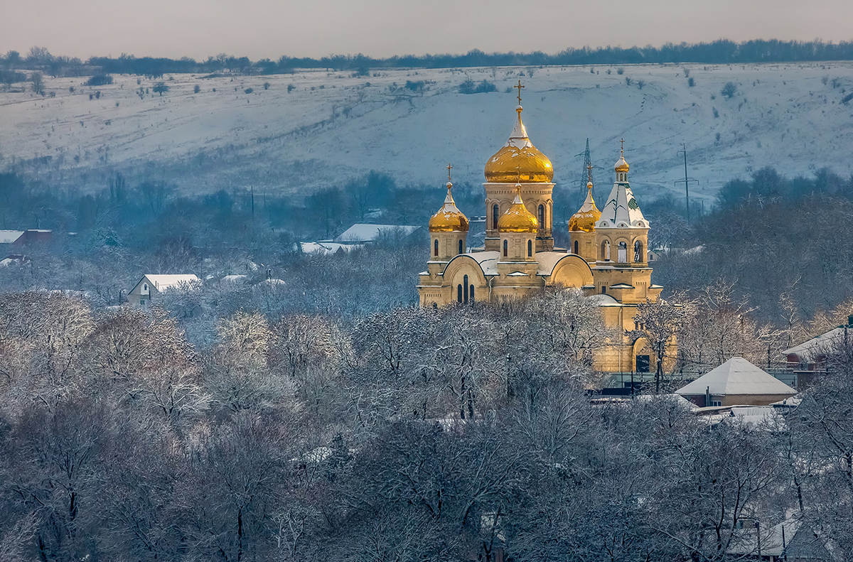 Золотые купола