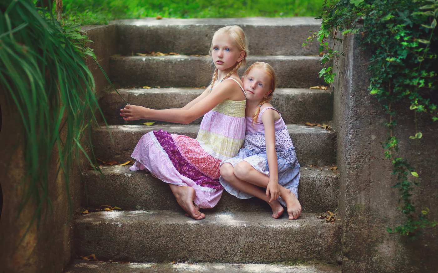 Истории из детства. Сестры