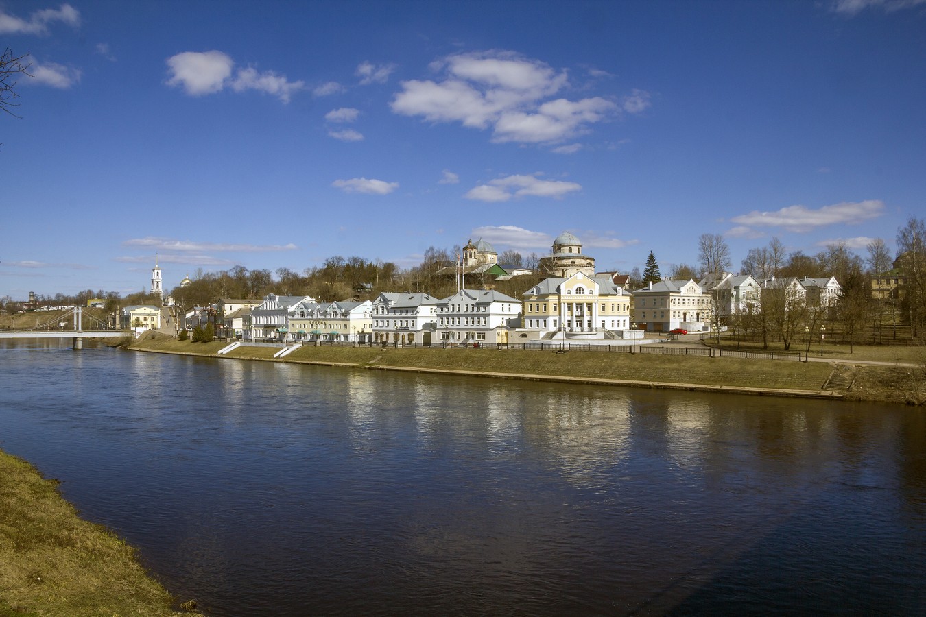 Левый берег Тверцы