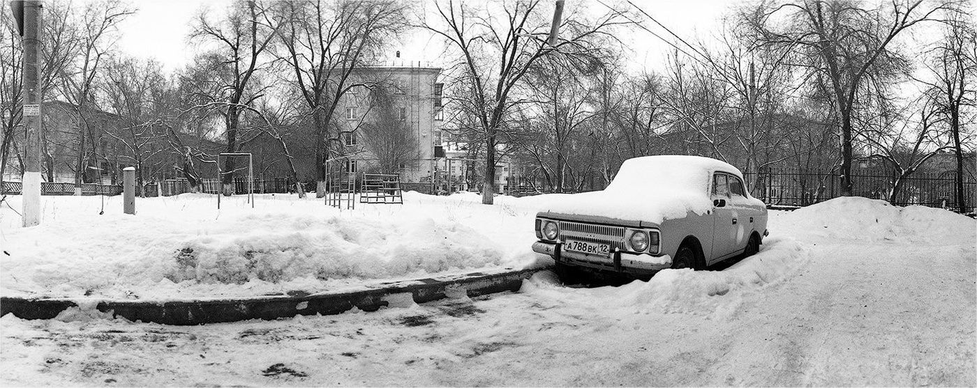 "Где-то за городом очень недорого..."