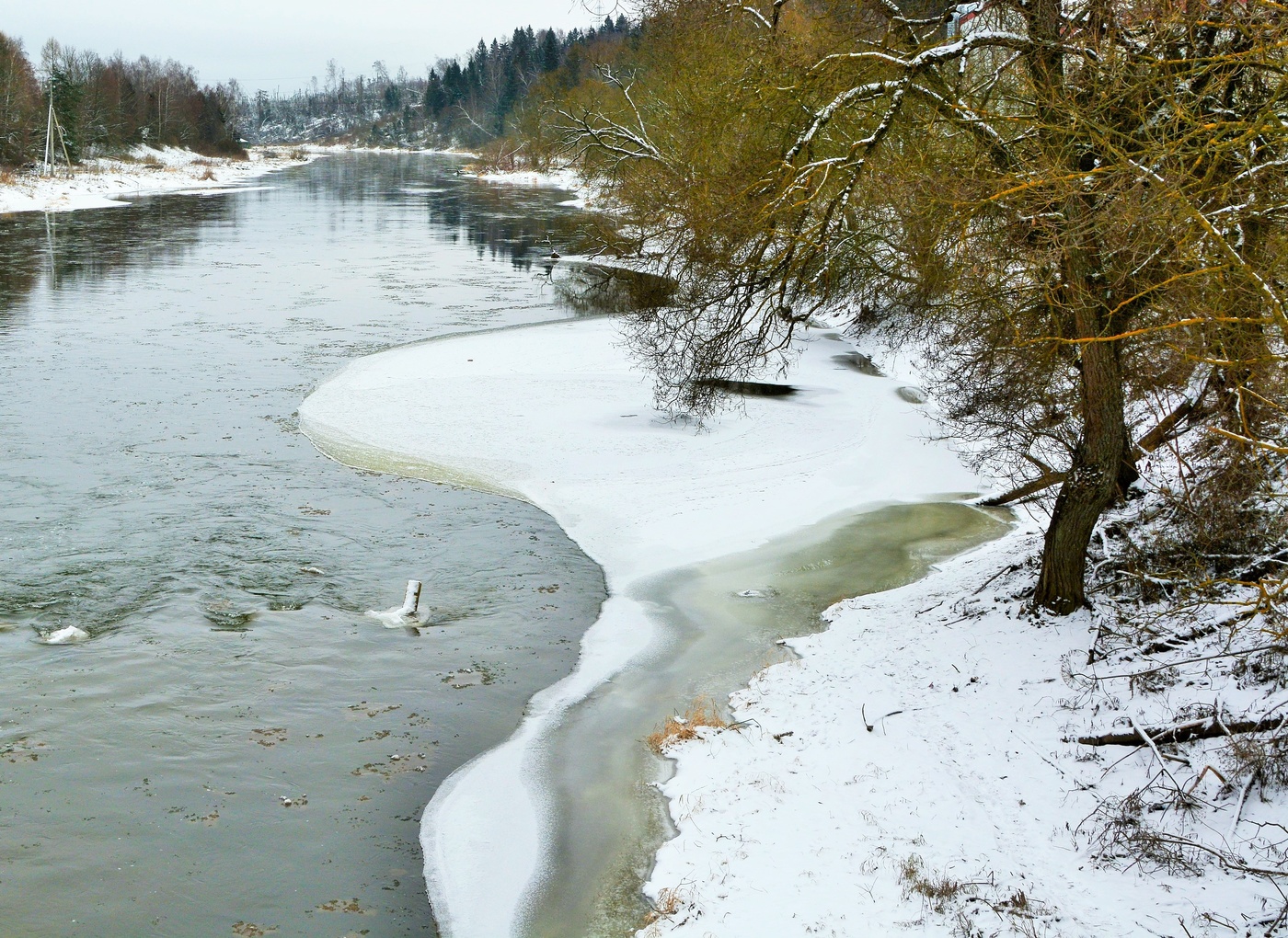 Зимняя река ...
