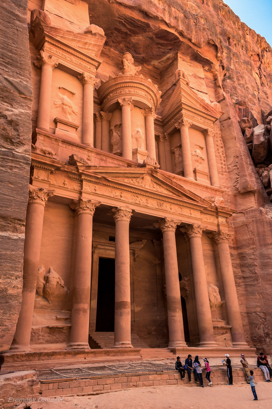 Храм-мавзолей Эль-Хазне...