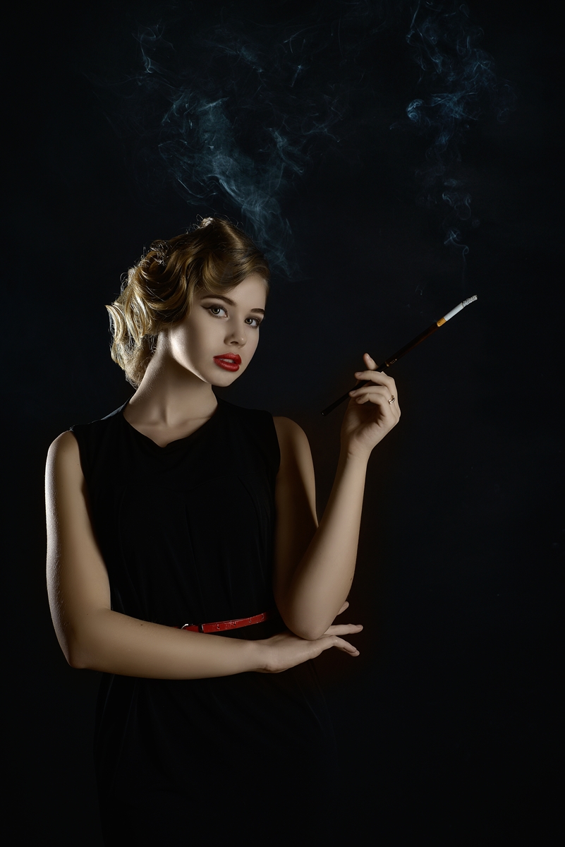 Дым сигарет без ментола