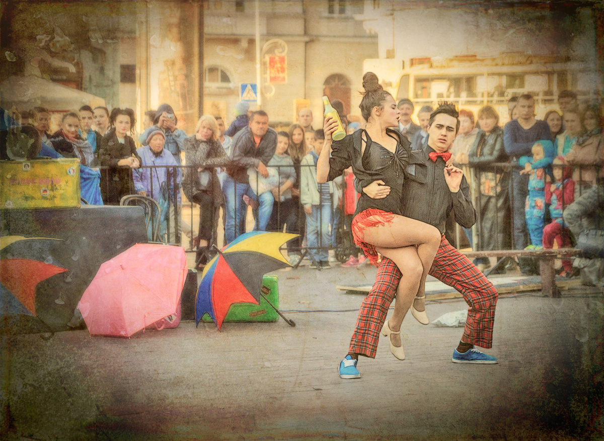 Festival of street theaters "Golden Lion"