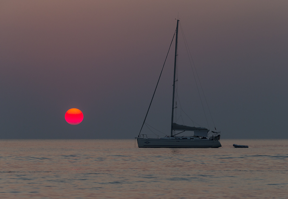 Падающее солнце