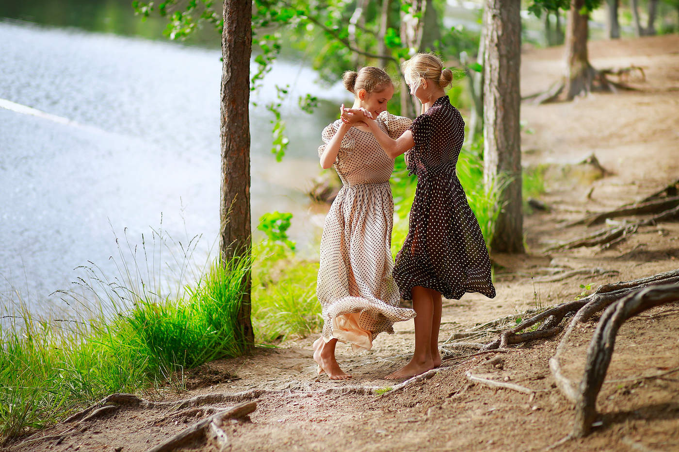 Истории из детства. Лиза и София