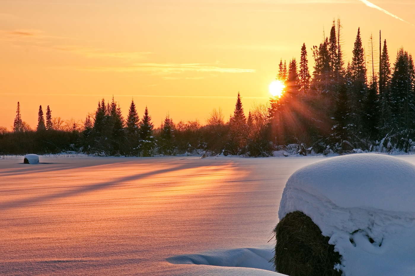 ПОЛЫХАЮЩИЙ СНЕГ