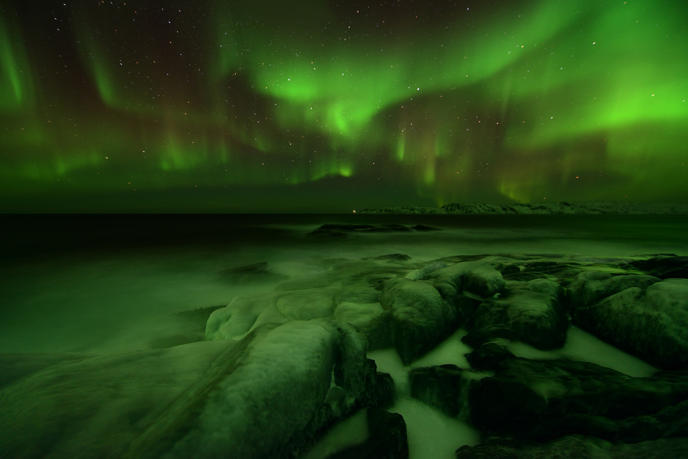 Лёд, камни и вода...