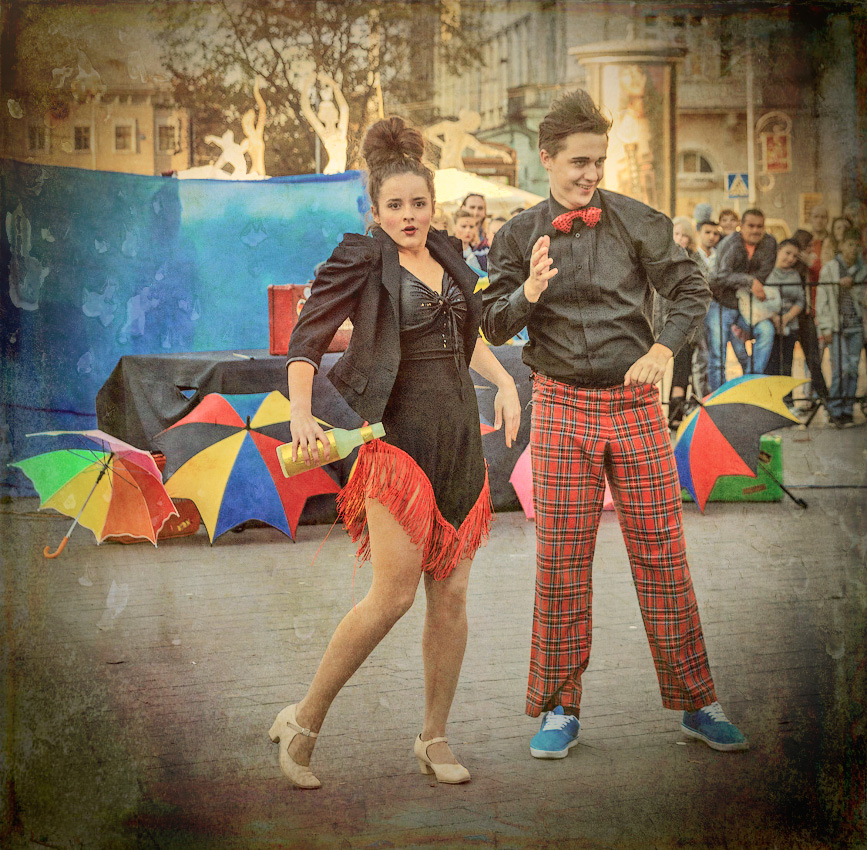 Festival of street theaters "Golden Lion"