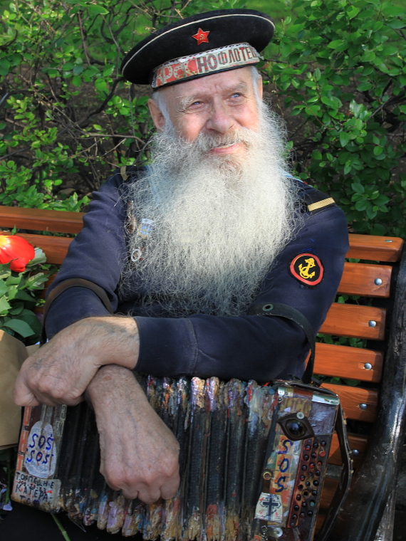 Краснофлотец Скворцов.