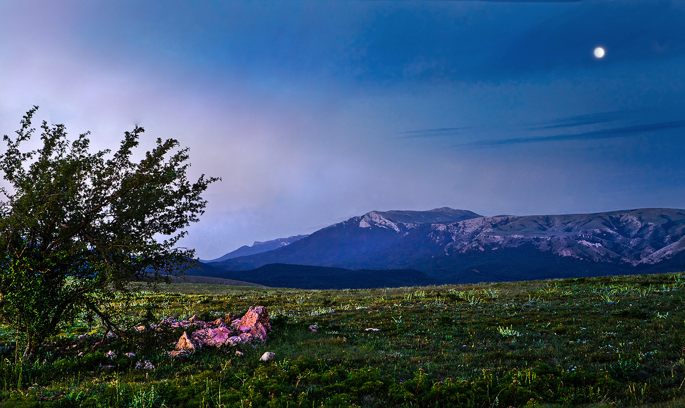 Пересменка Луны и Солнца