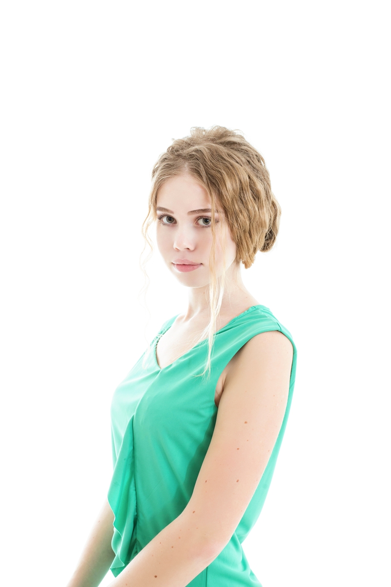 Белоснежно-зелёный