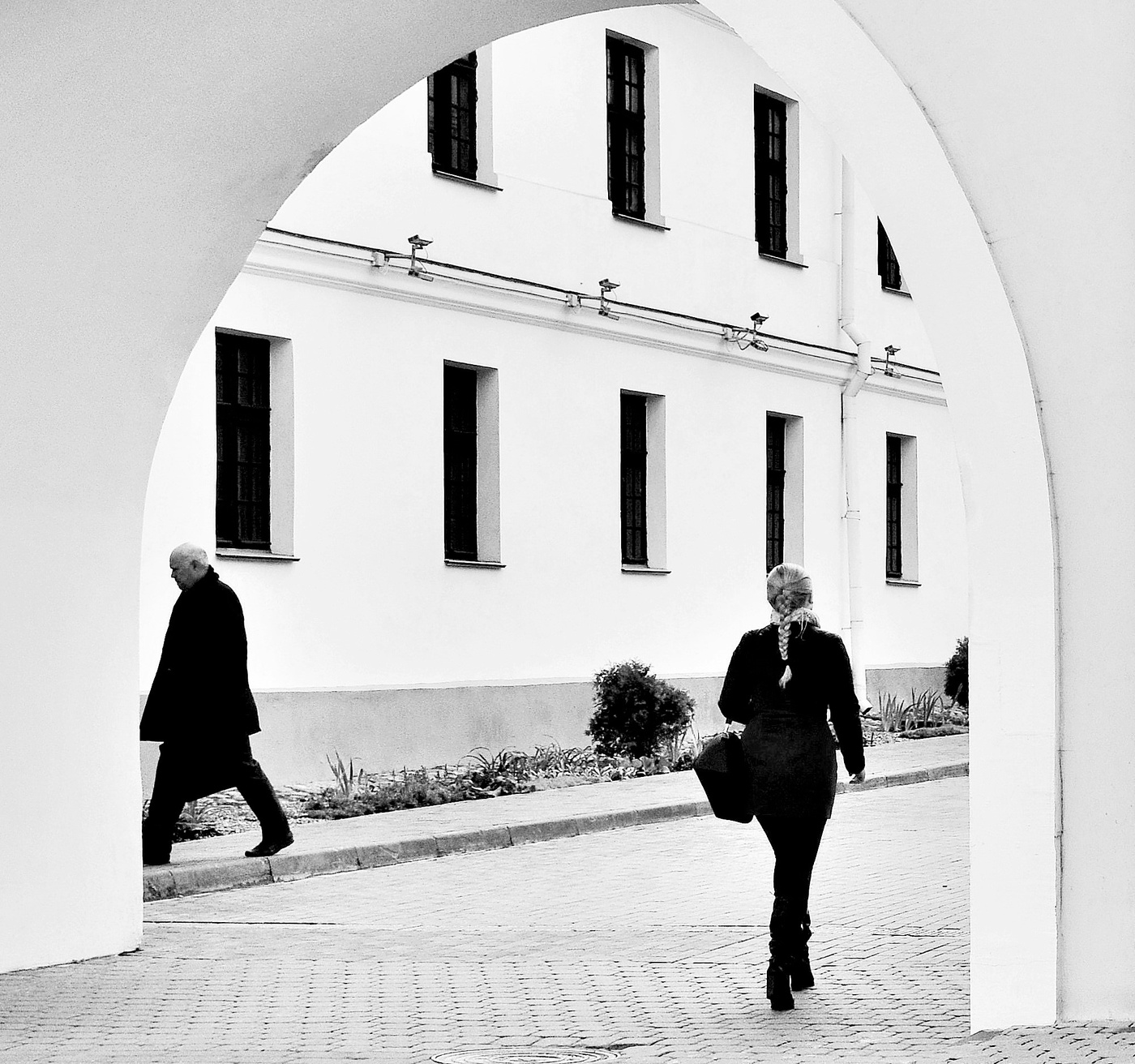 "Приду домой. Закрою двери..."