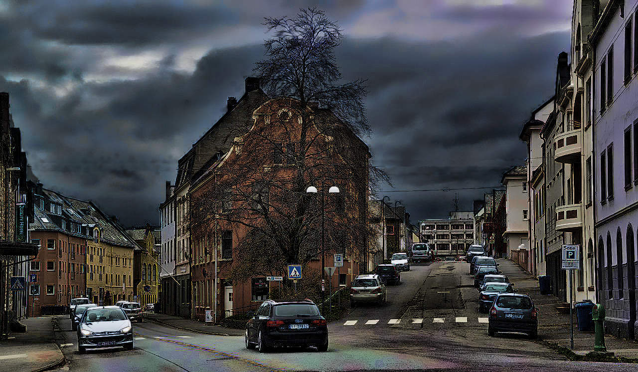 Одинокий город