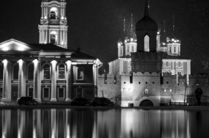 Одинокий город