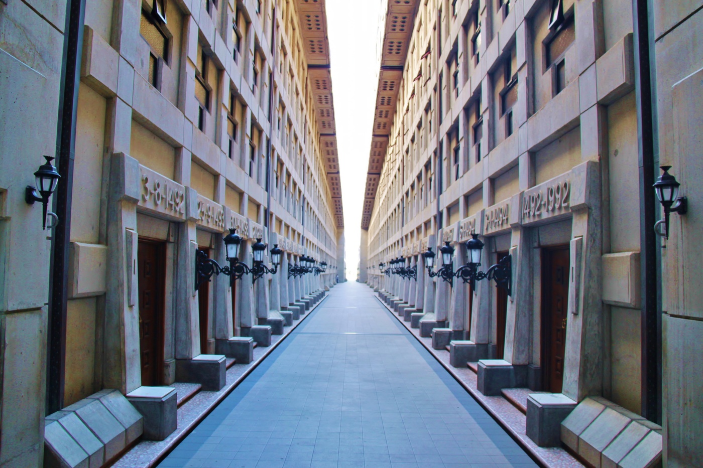 Одинокий город