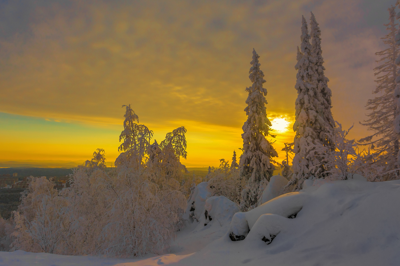 Свет сквозь облака