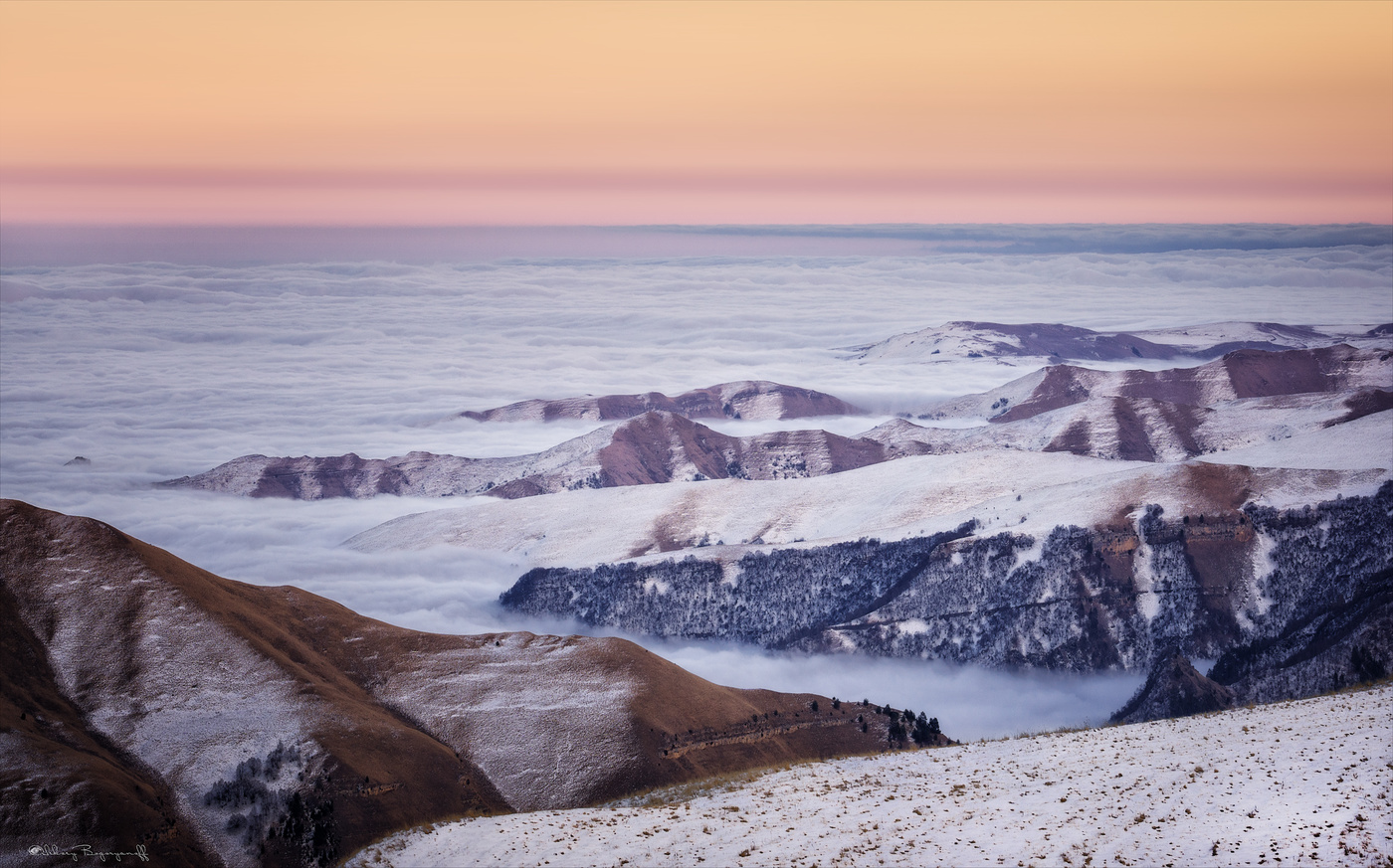 На небе только и разговоров, что о море...
