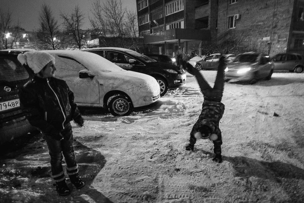 А у нас во дворе