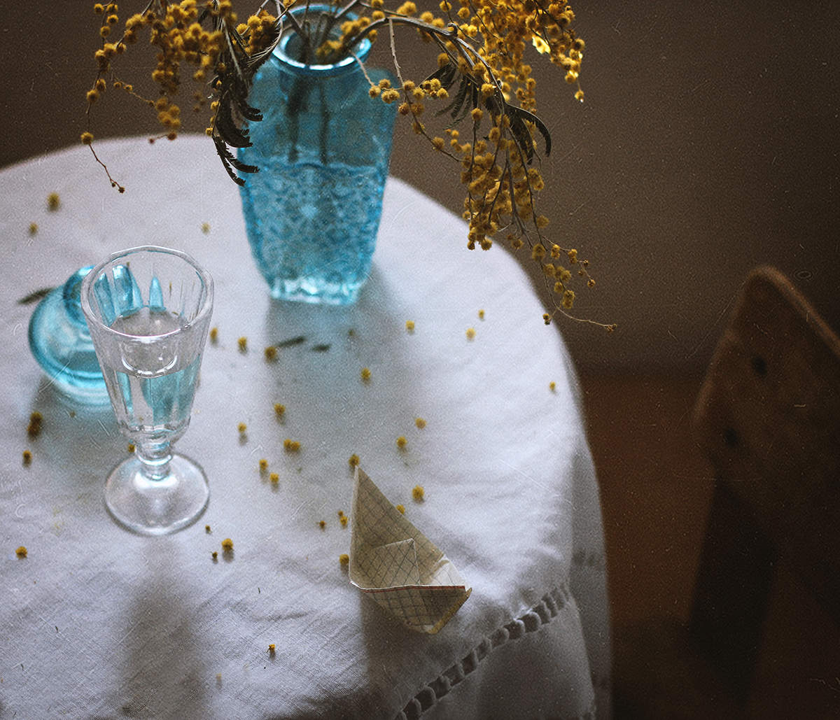 Солнечный луч постучался в окно....