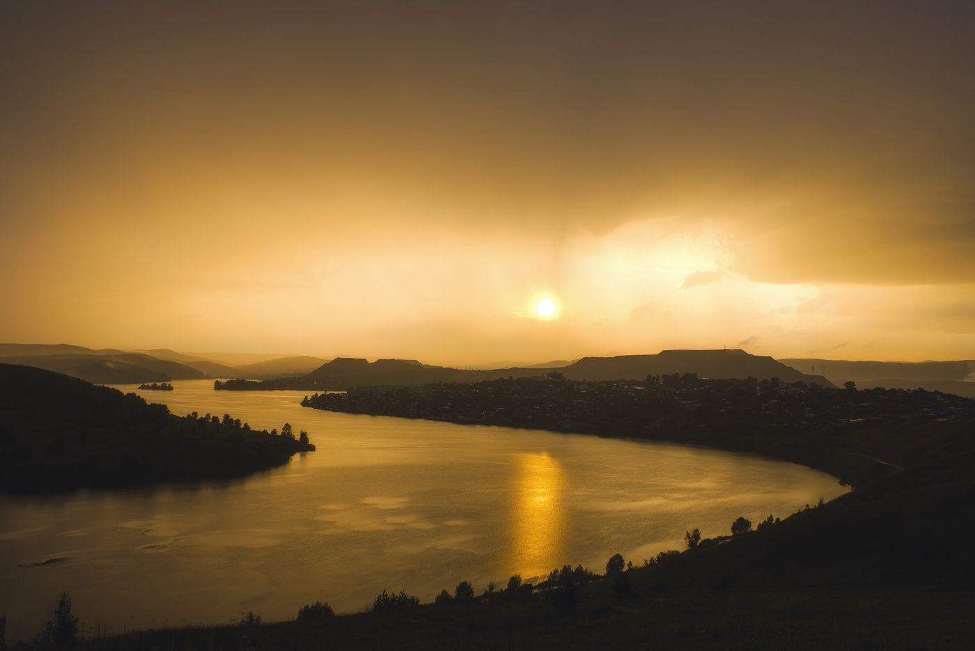 И дождь и закат