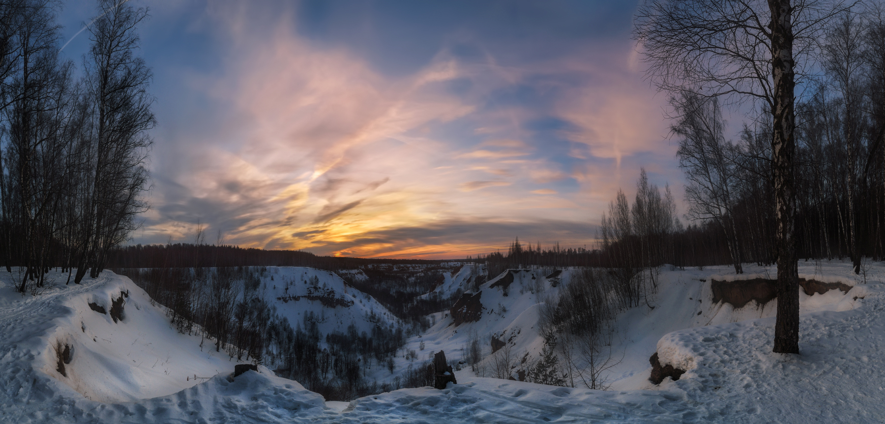 Поздним мартовским вечером