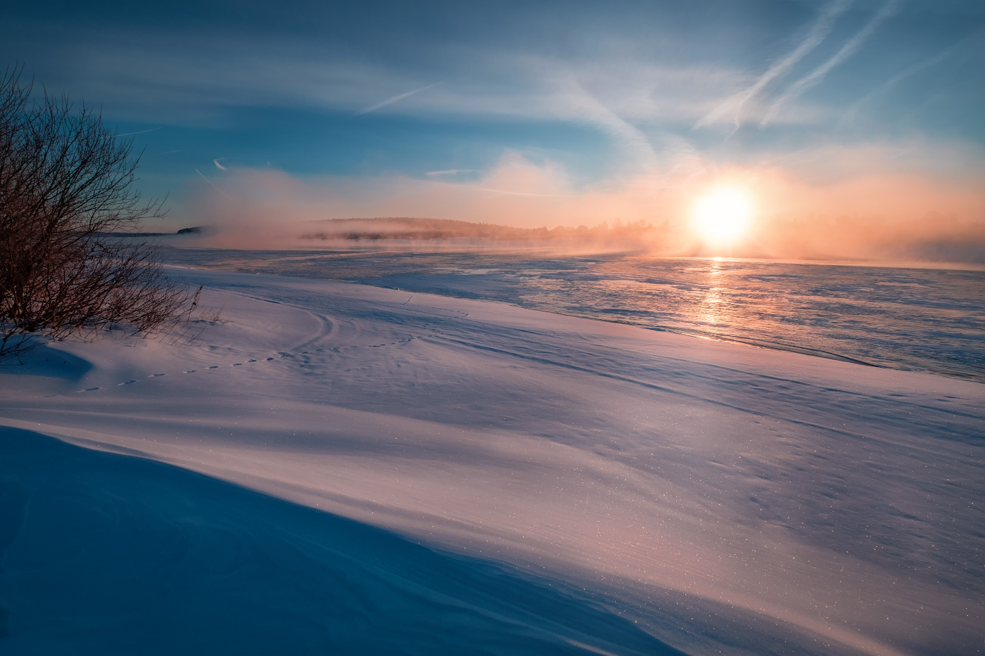 Рассвет на берегу Волги