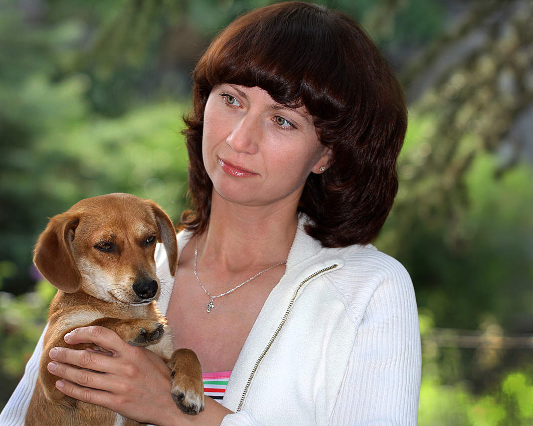 Дама с собачякой