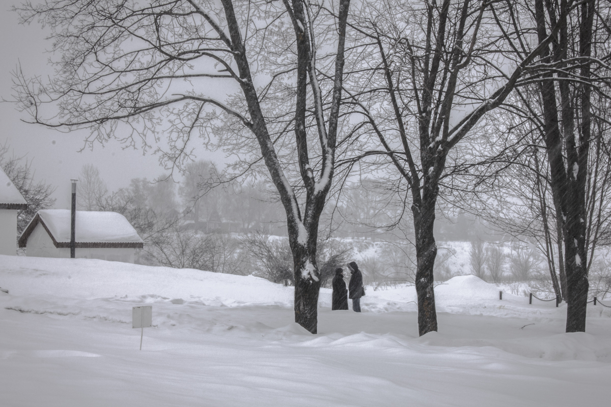 В тот день шёл снег...