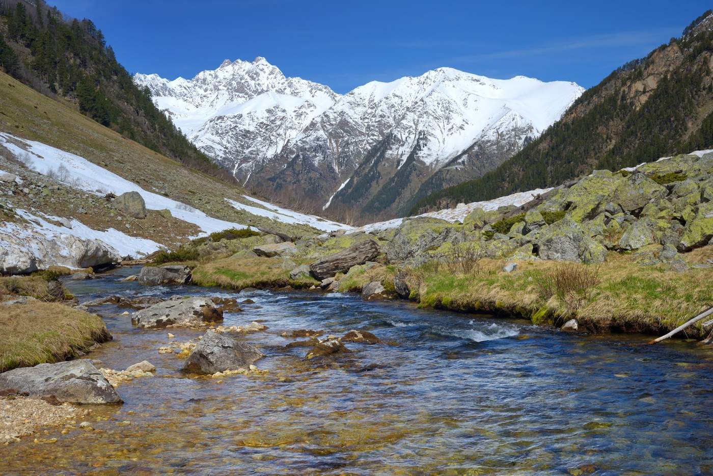 Весна в горах