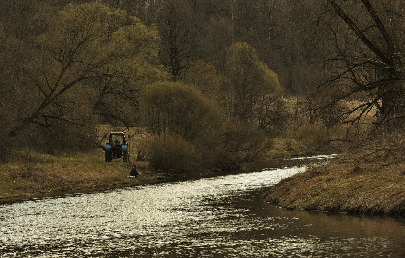 На повороте реки ...