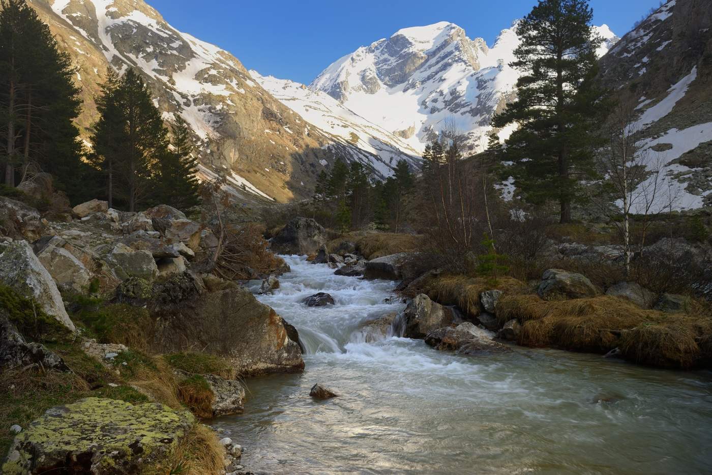 Весна в горах