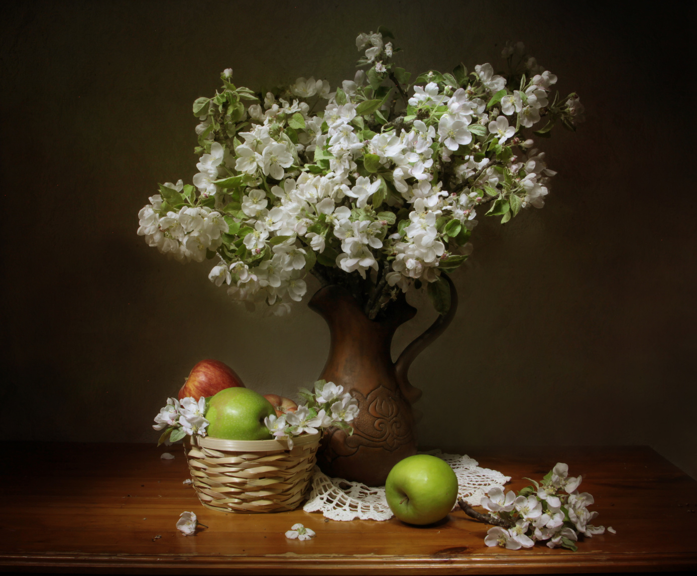 Яблоневый цвет