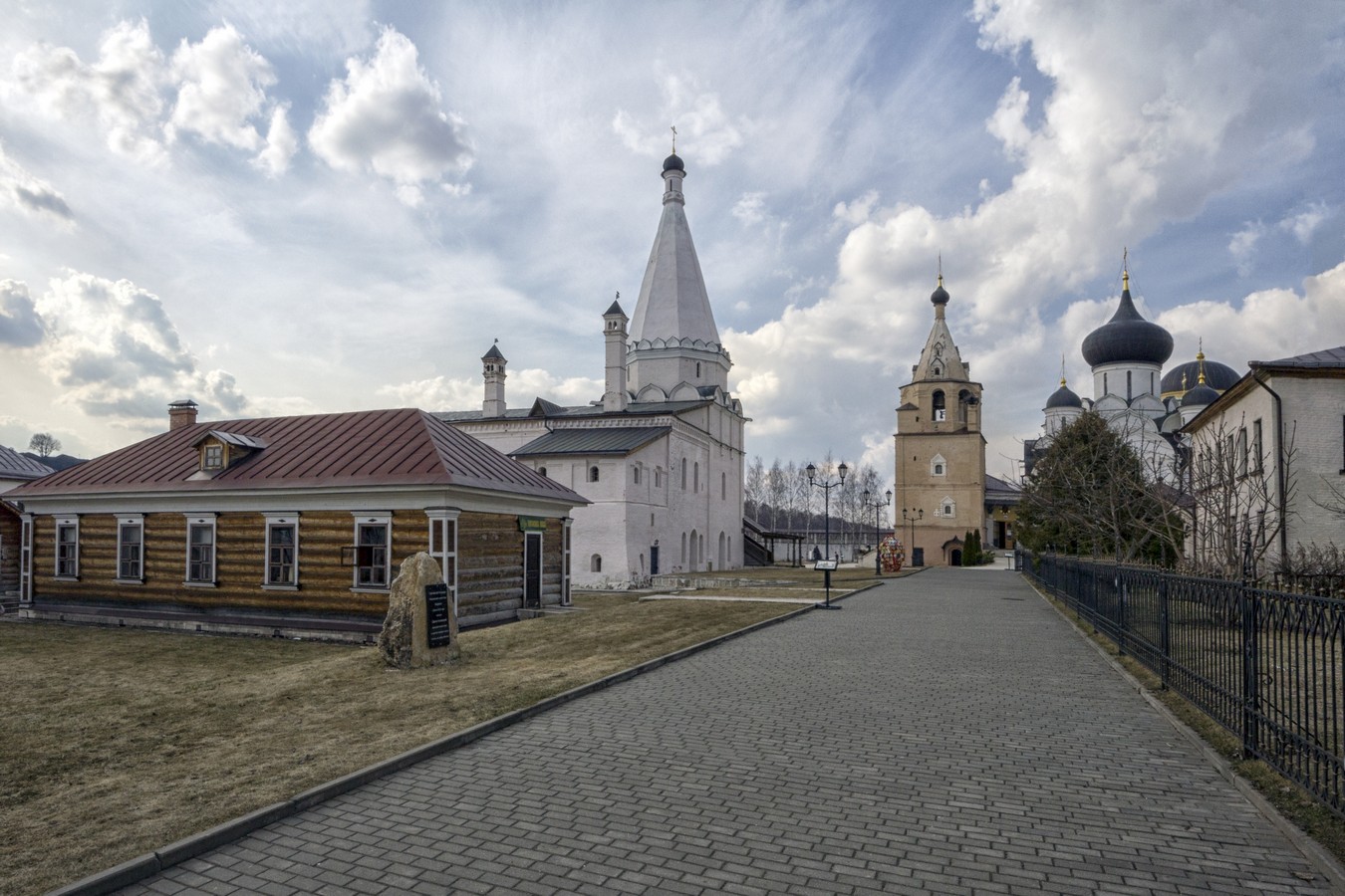 В Успенском монастыре