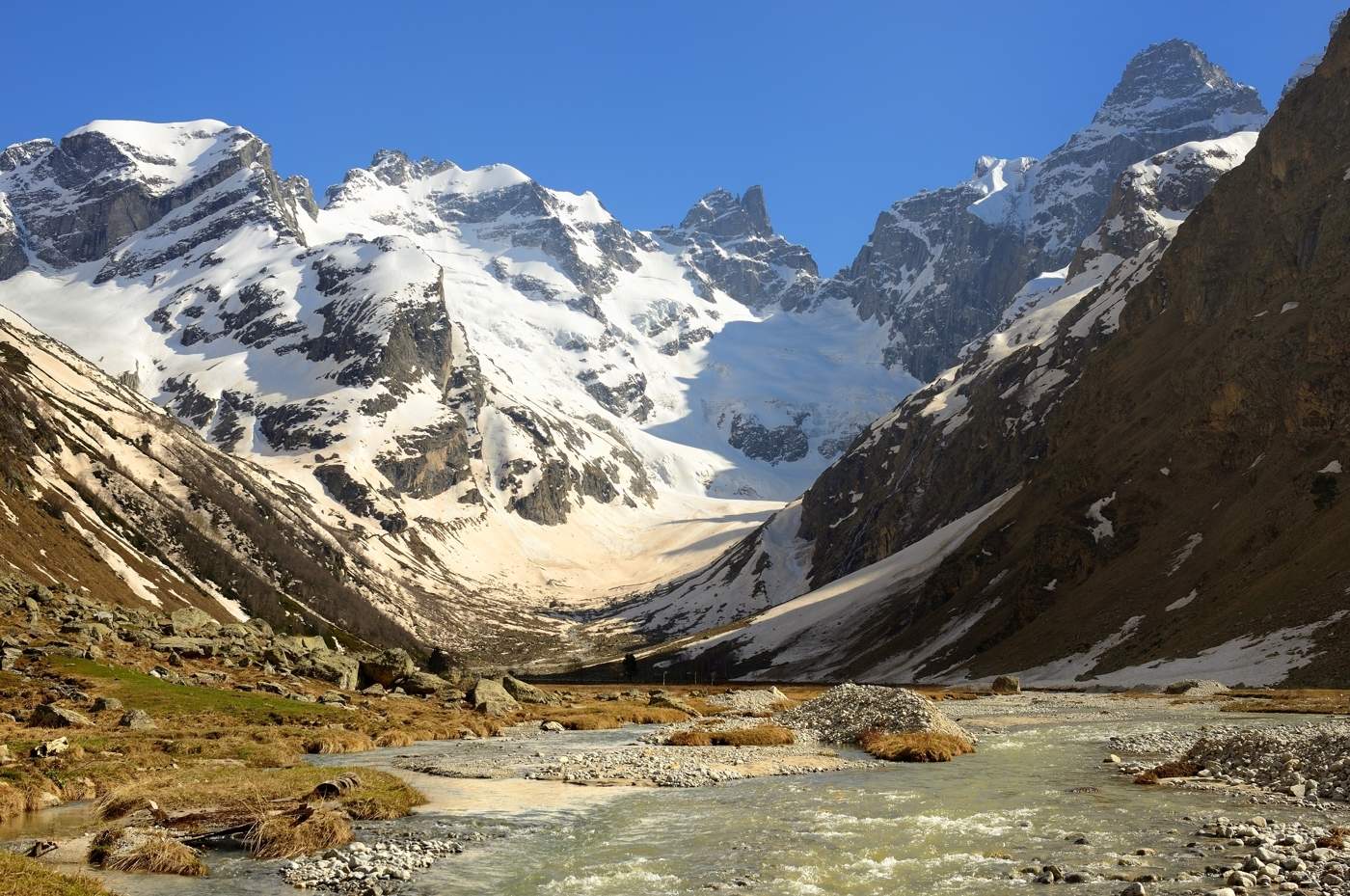 Весна в горах