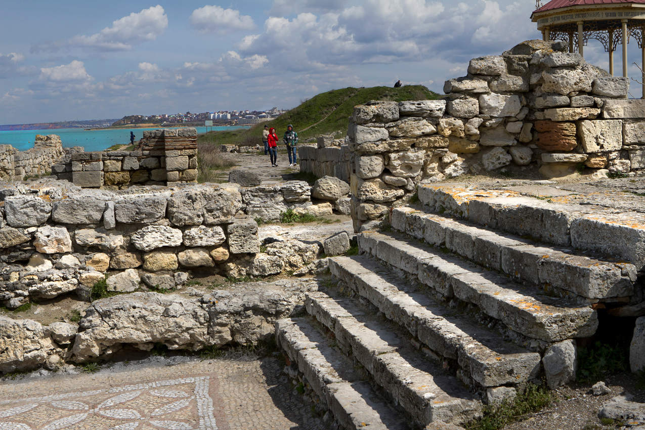 Тысячелетние ступеньки