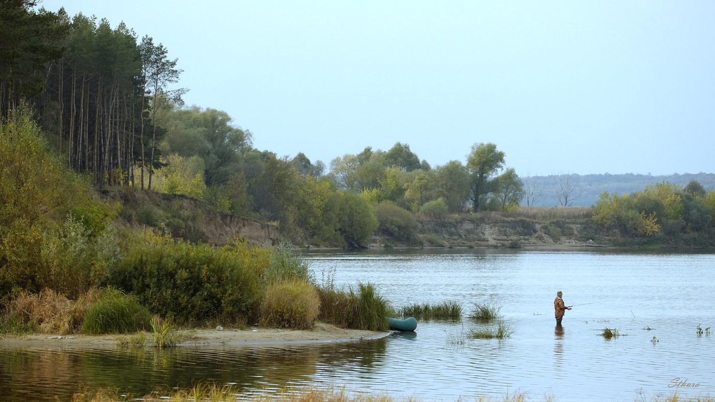 Рыбак на Оке.