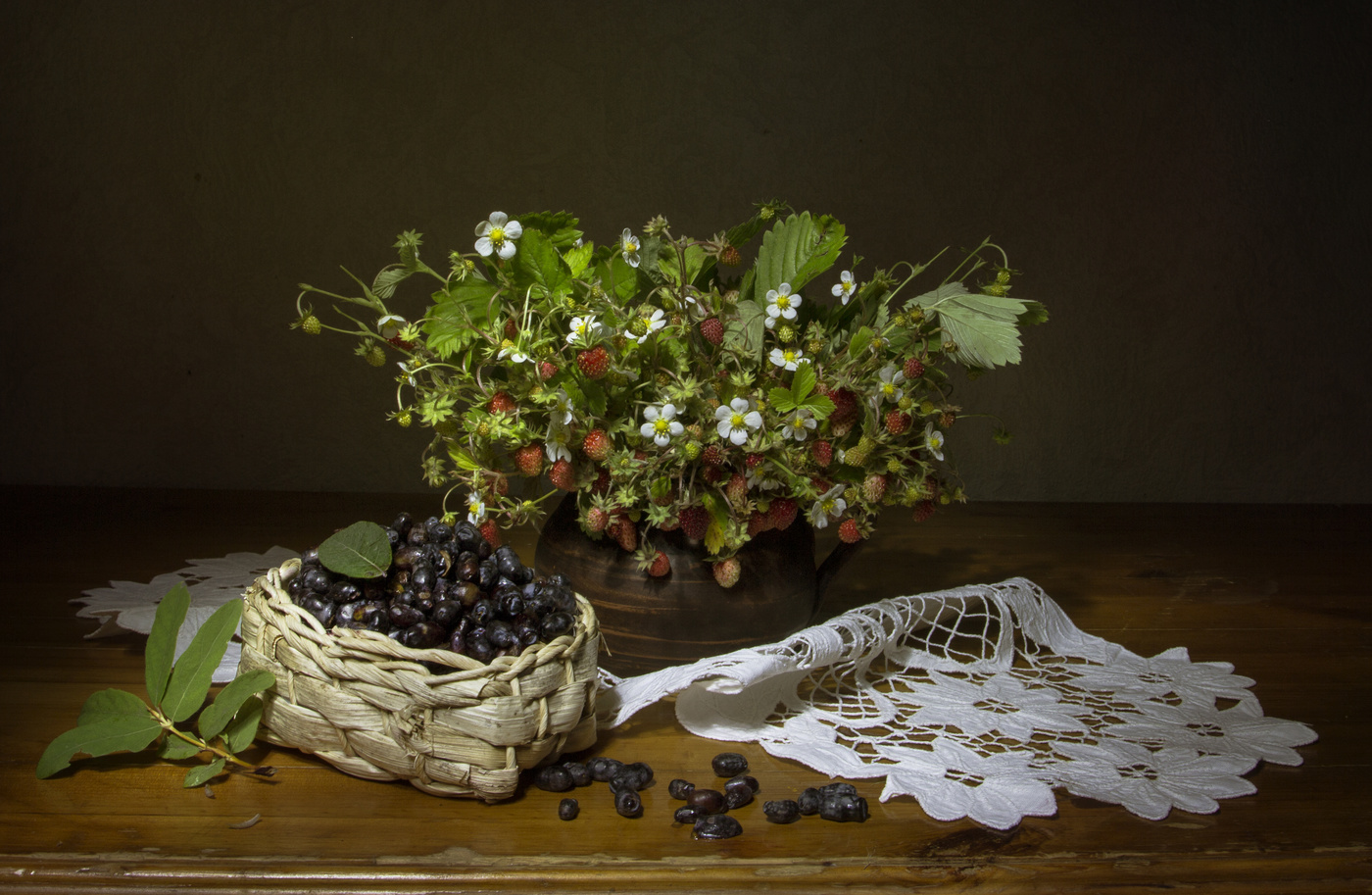 Первые ягодки...