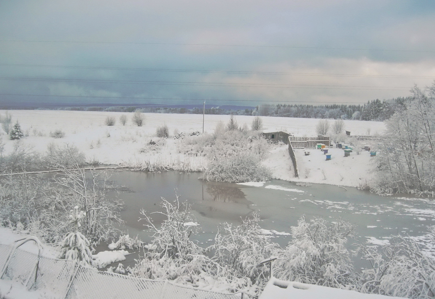 Апрельский снег.