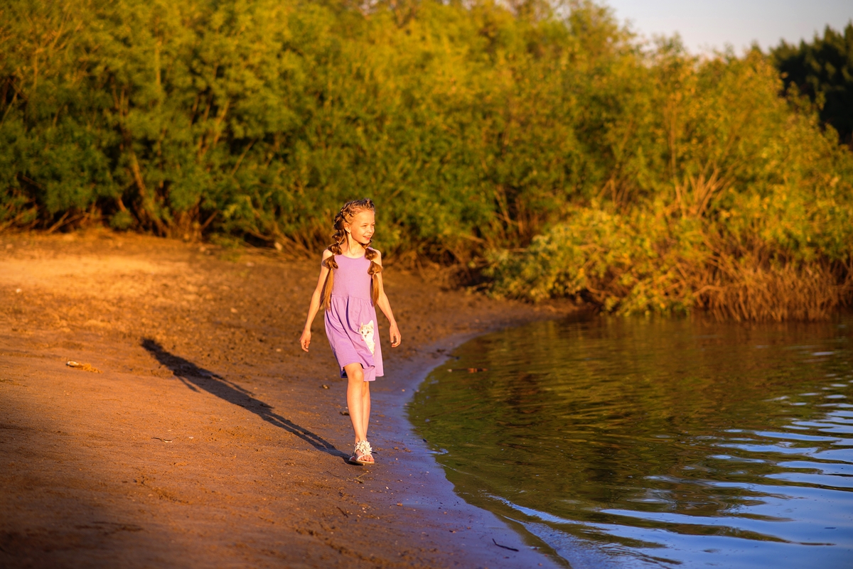 Песок и река