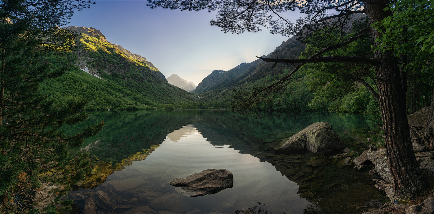 Затухает день...