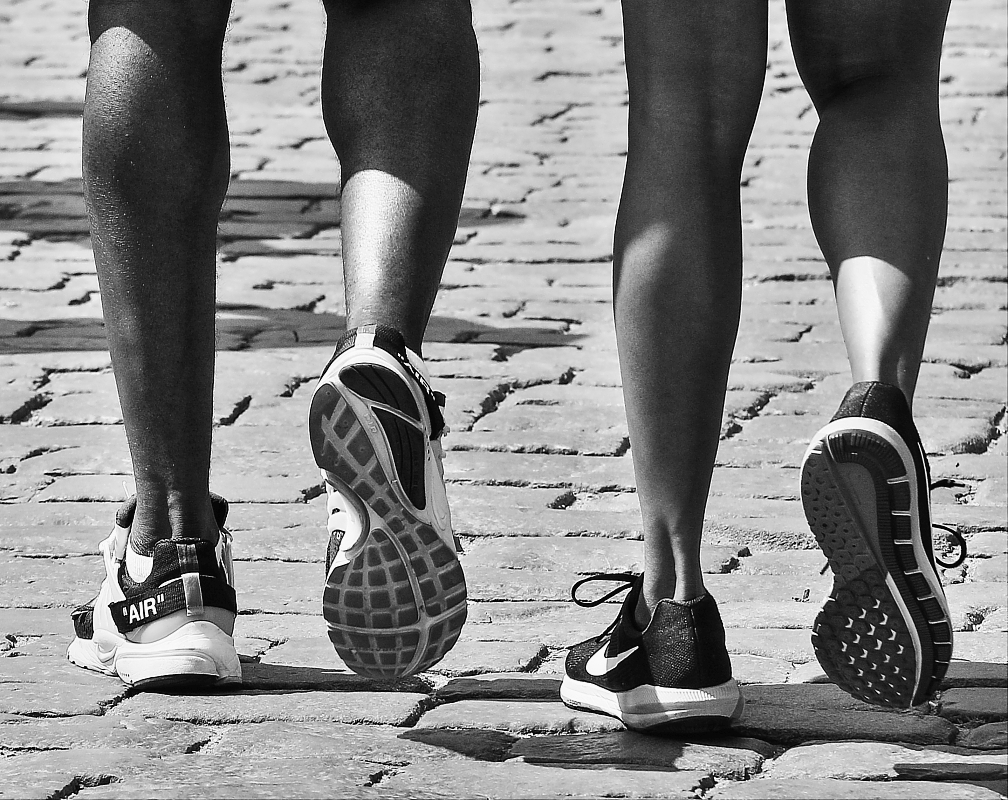 В ногу по жизни.