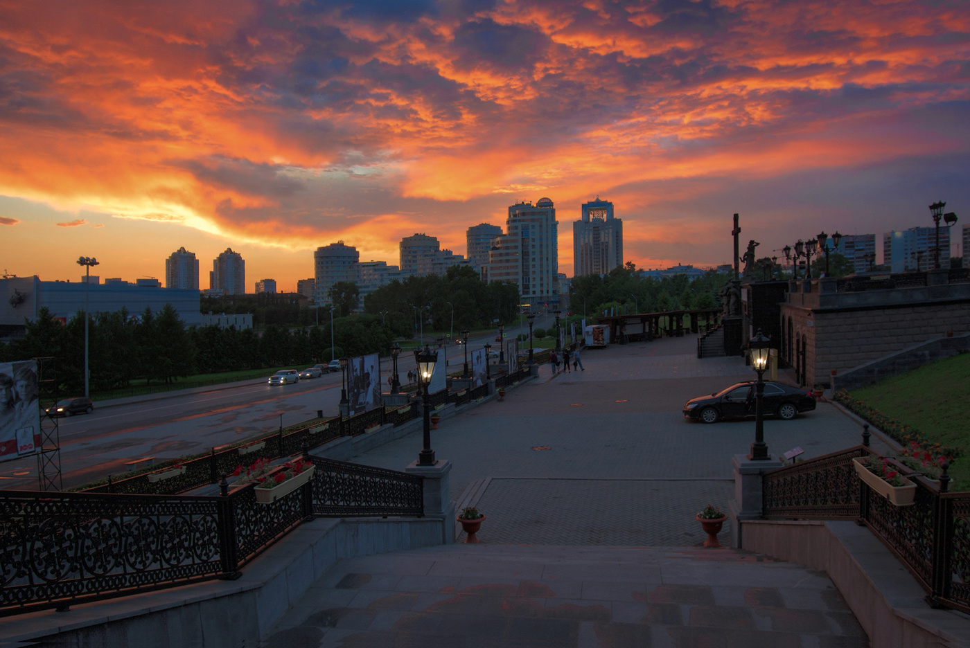 Вечерний Екатеринбург