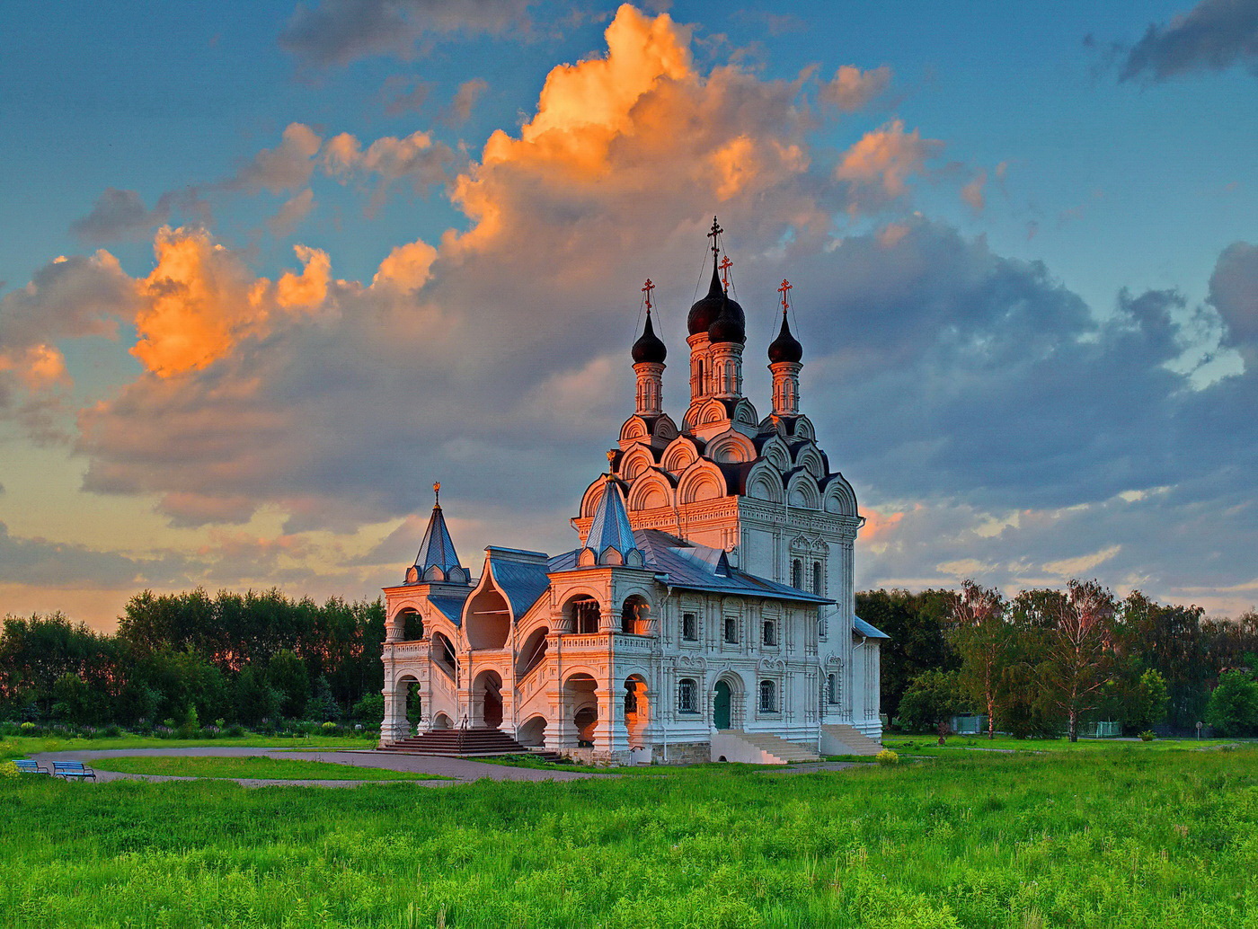 Храм Благовещения Пресвятой Богородицы в Тайнинском