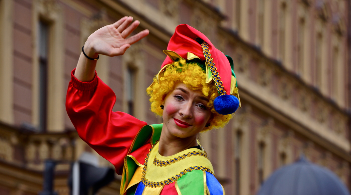 Улыбнись же!