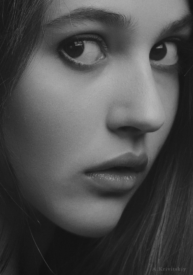 Portrait with big eyes. A. Krivitsky's studio.